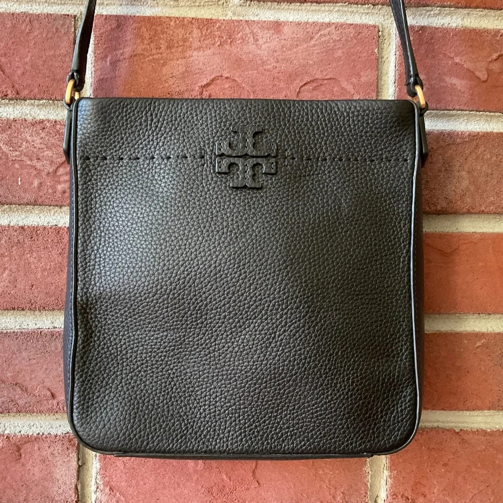NEW Tory Burch Devon Black Pebble Leather Crossbody Bag NWOT - Picture 12 of 12